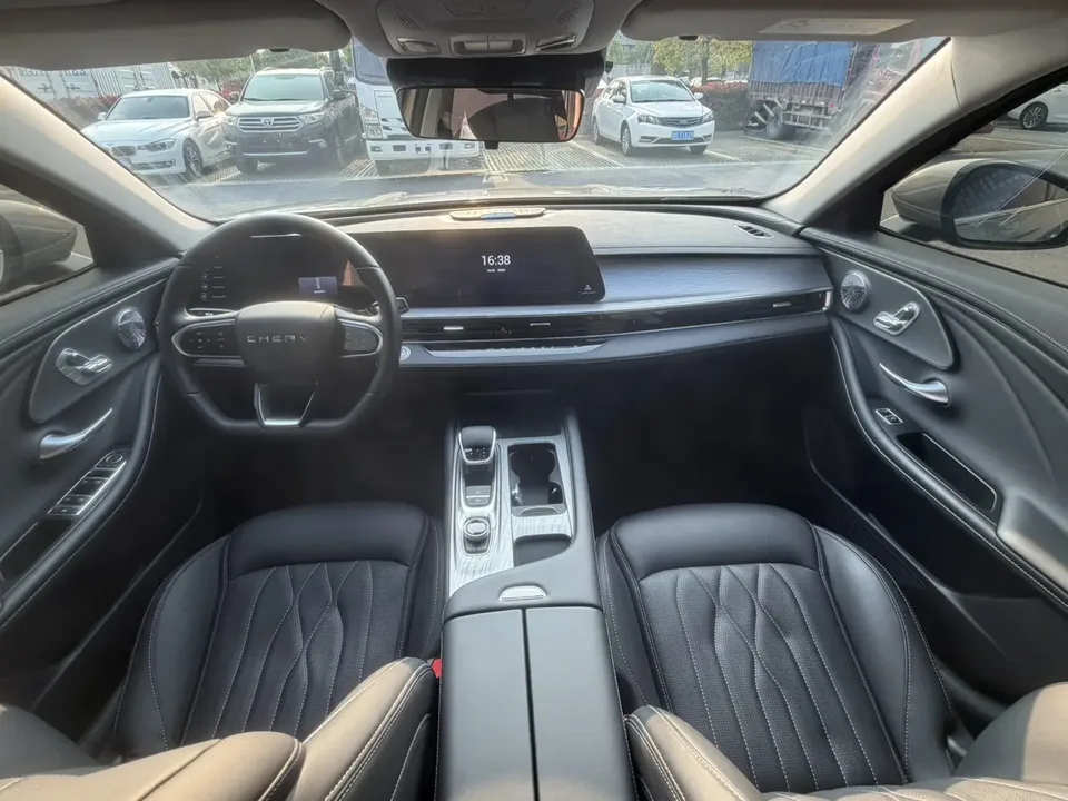 Chery Arrizo 8 1.6TGDI DCT Rui 2025 — миниатюра 5