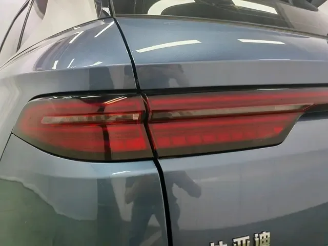 BYD Song Pro DM DM-i Champion Edition 110km Excellence Edition 2023 — миниатюра 4