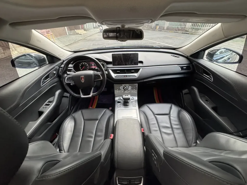 Hongqi H5 classic Hongqi H5 Classic 2022 Classic 1.8T Automatic Intelligent Connected Flag Edition 2022 — миниатюра 5