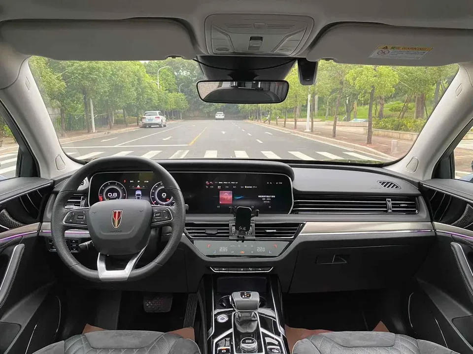 Hongqi HS5 Hongqi HS5 2022 2.0T Zhilian Flagship Edition 2022 — миниатюра 3