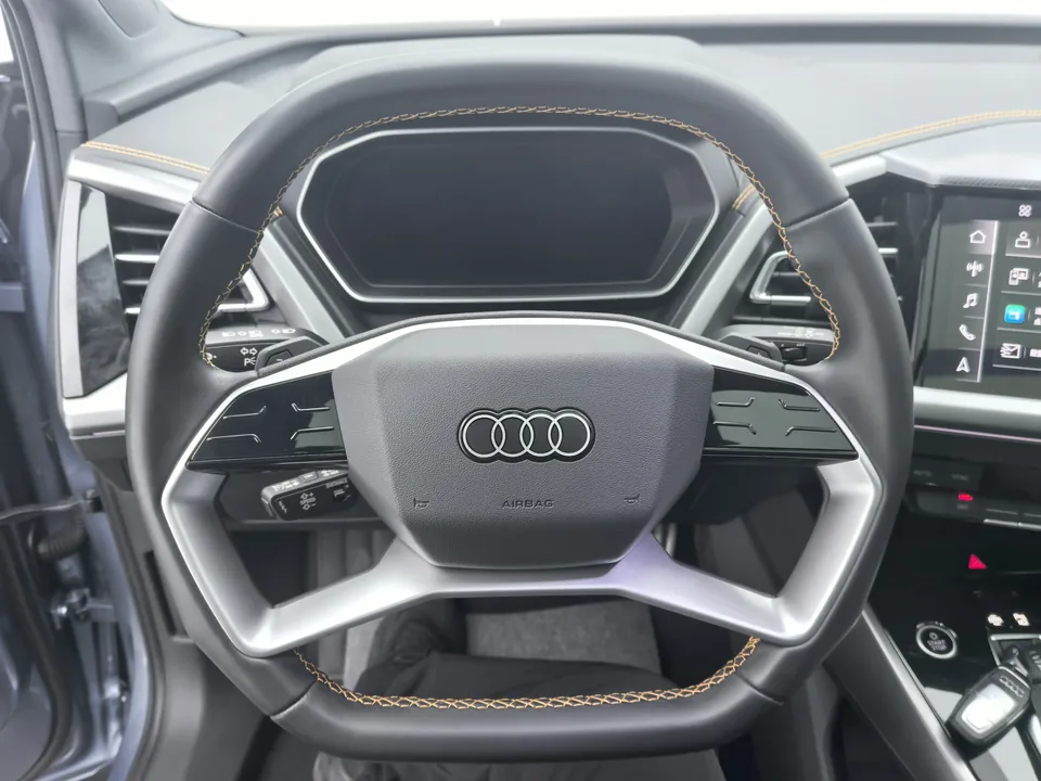 Audi Q4 e-tron Audi Q4 e-tron 2024 40 e-tron Creative Edition 2024 — миниатюра 4