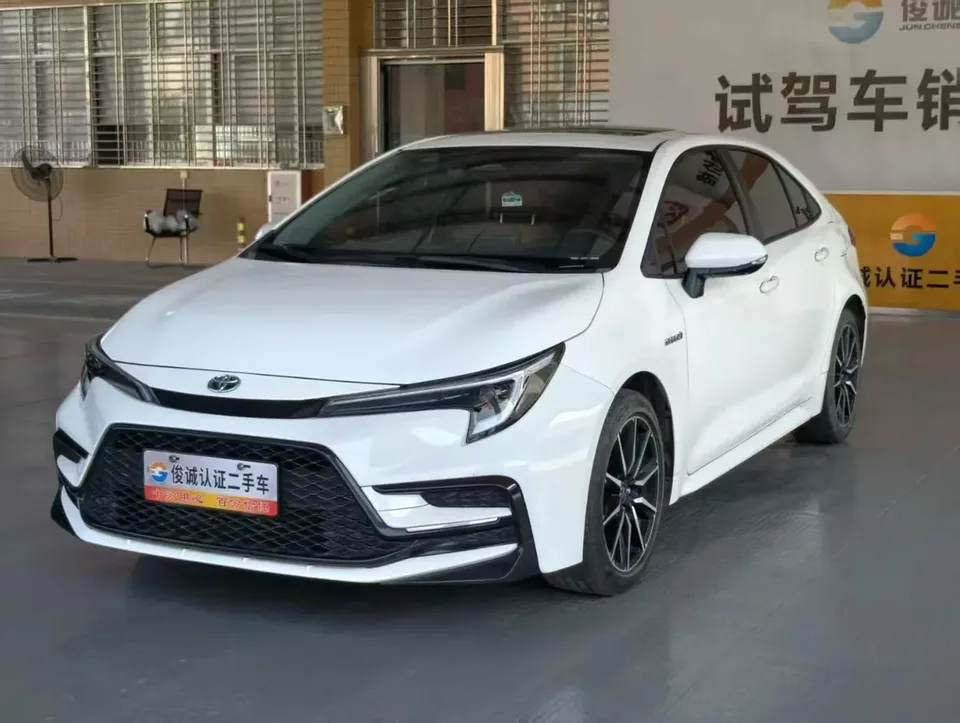 Toyota Levin Levin Hybrid 1.8L Sports Edition 2023 — фото 1, купить с доставкой в Москву