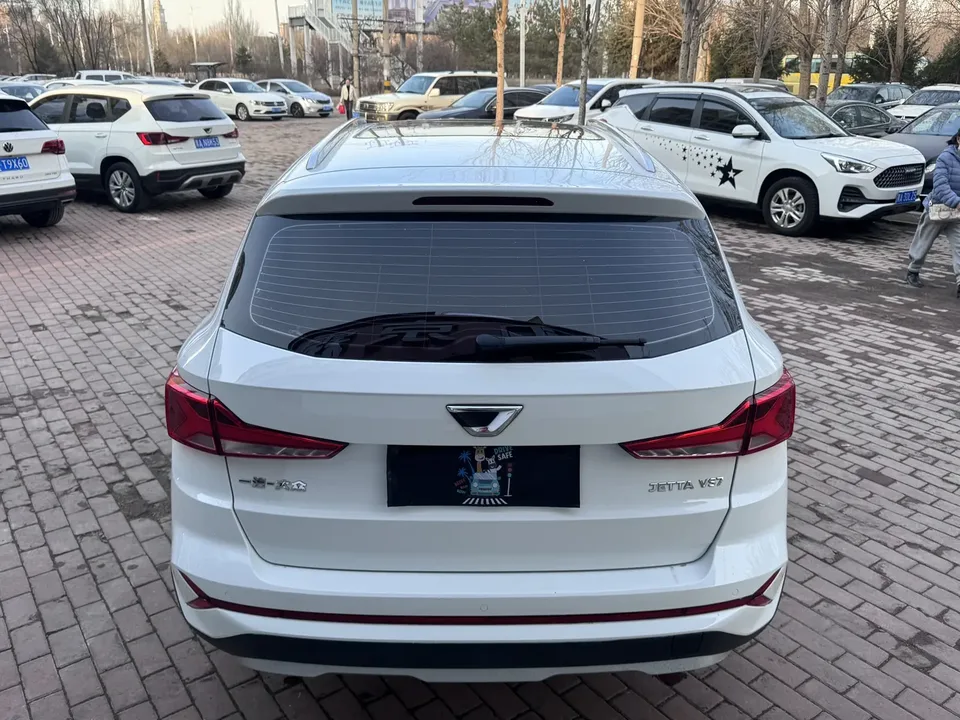 Jetta VS7 Black Front Edition 1.4T Automatic Honor Type 2023 — thumbnail 4