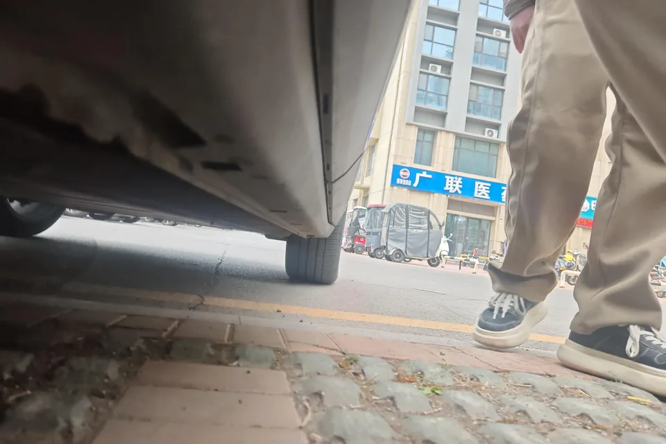 Leapmotor Zero running C11 Extended Range 300 Premium Edition 2024 — миниатюра 3