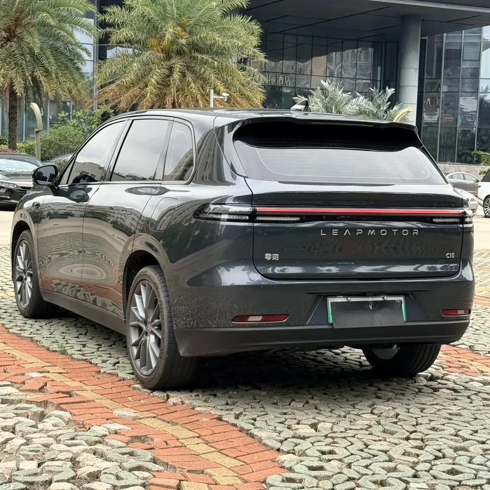 Leapmotor Zero running C10 Extended Range 210 LiDAR Edition 2024 — миниатюра 2