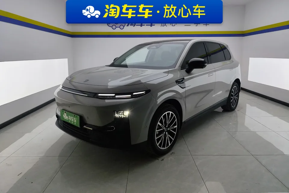 Leapmotor B10 2025