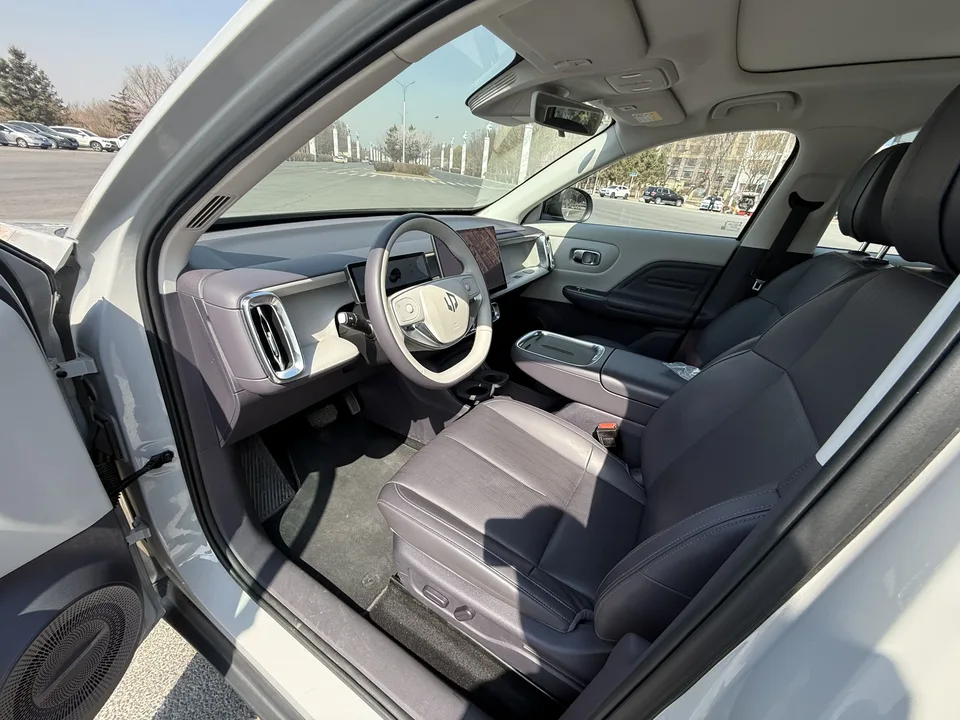 Leapmotor B10 510 Enjoy Edition 2025 — миниатюра 5
