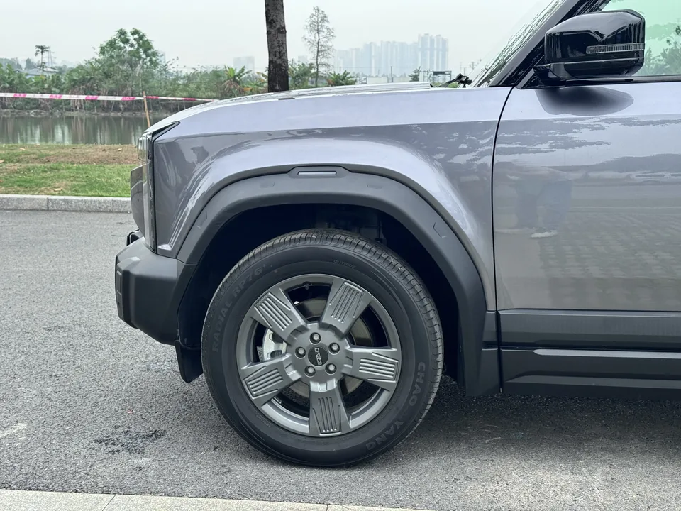 iCAR 03 two-wheel drive long-range smart version 2024 — миниатюра 3