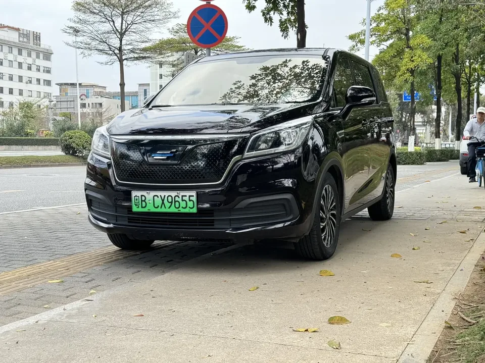 Oshan Changan Auchan Keshan EV Changan Auchan Keshan EV 2020 leading model 2023 — photo 1, buy with delivery to Moscow