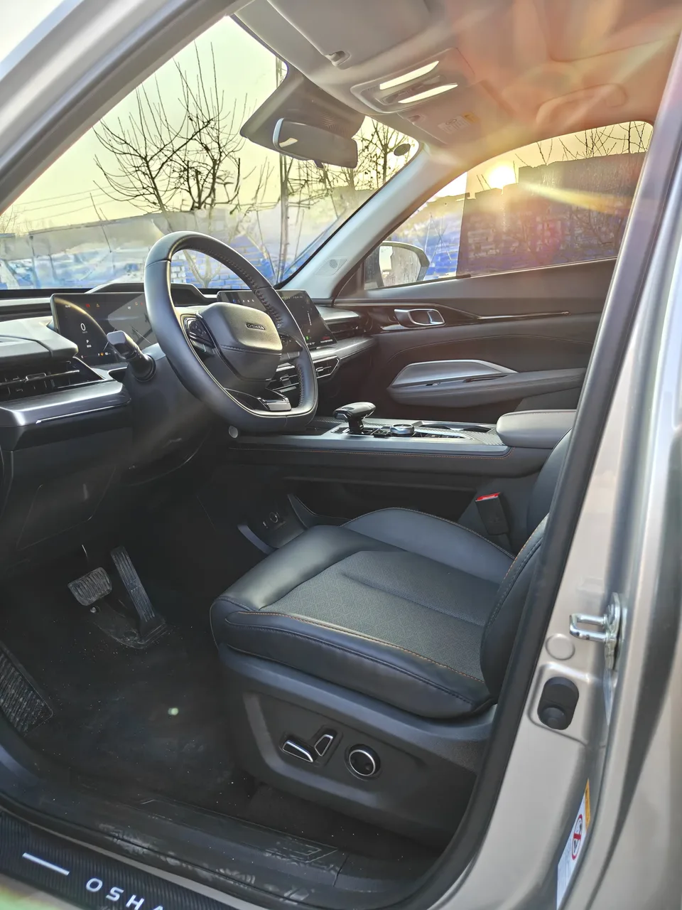 Oshan Changan Auchan Z6 Blue Whale 1.5T DCT Smart City Edition 2022 — миниатюра 4