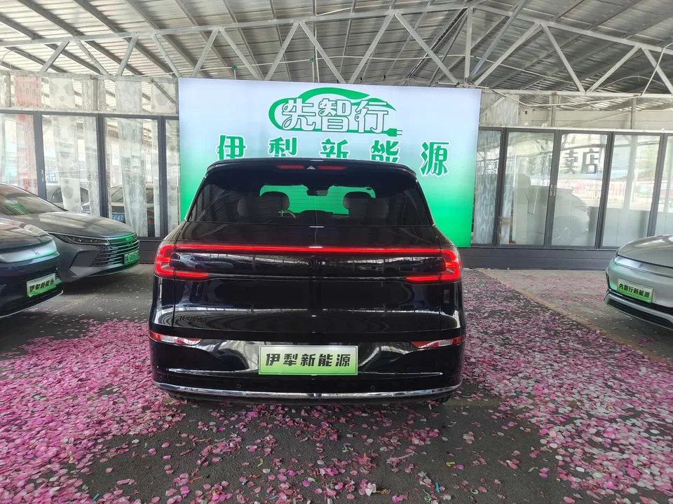 Changan Qiyuan Q07 215 Premium Edition 2026 — миниатюра 2