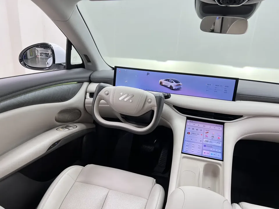 IM Motors LS6 Zhiji LS6 2025 Lizard Smart Driving Edition 2025 — thumbnail 5