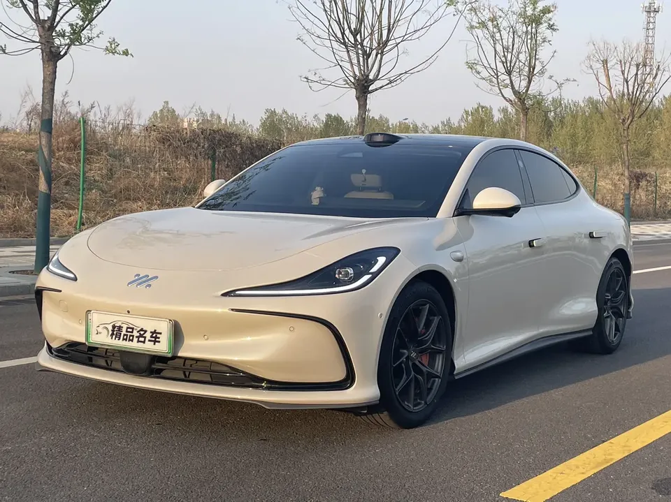 Zhiji L6 2024