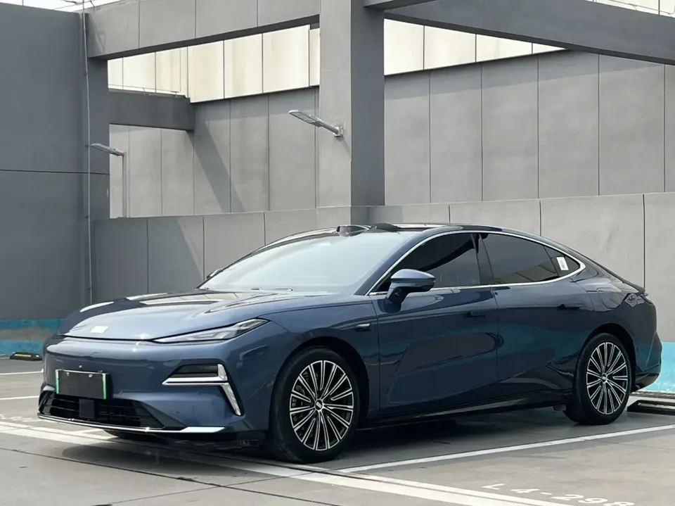 Geely Galaxy Star 8 PHEV 2025
