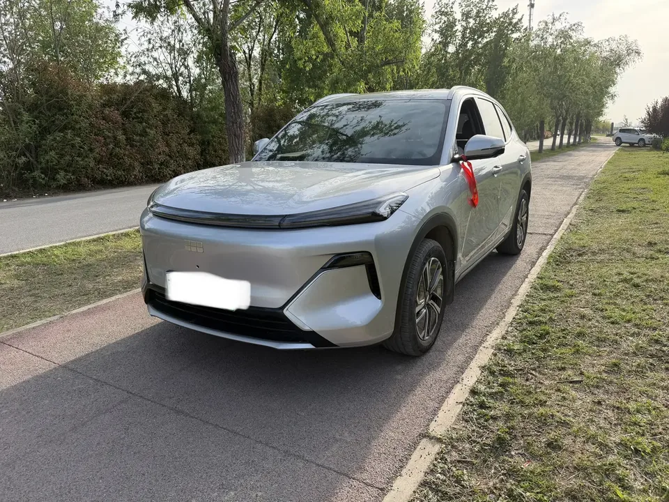 Geely Galaxy Starship 7 EM-i 2024