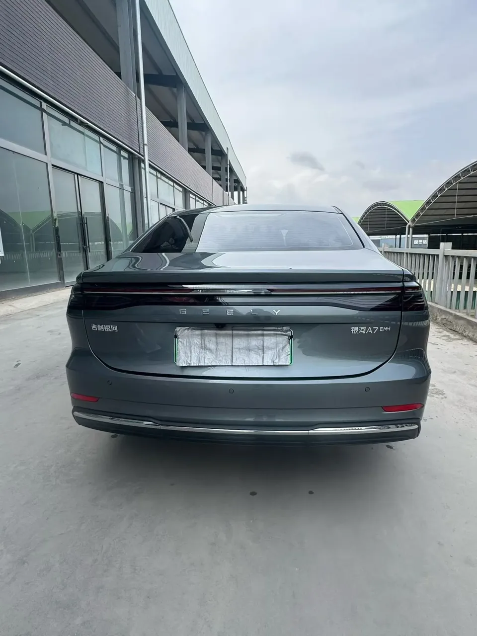 Geely Galaxy A7 PHEV 70km Luxury Edition 2025 — миниатюра 2