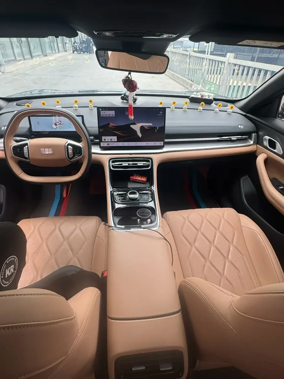 Geely Galaxy A7 PHEV 70km Luxury Edition 2025 — миниатюра 3
