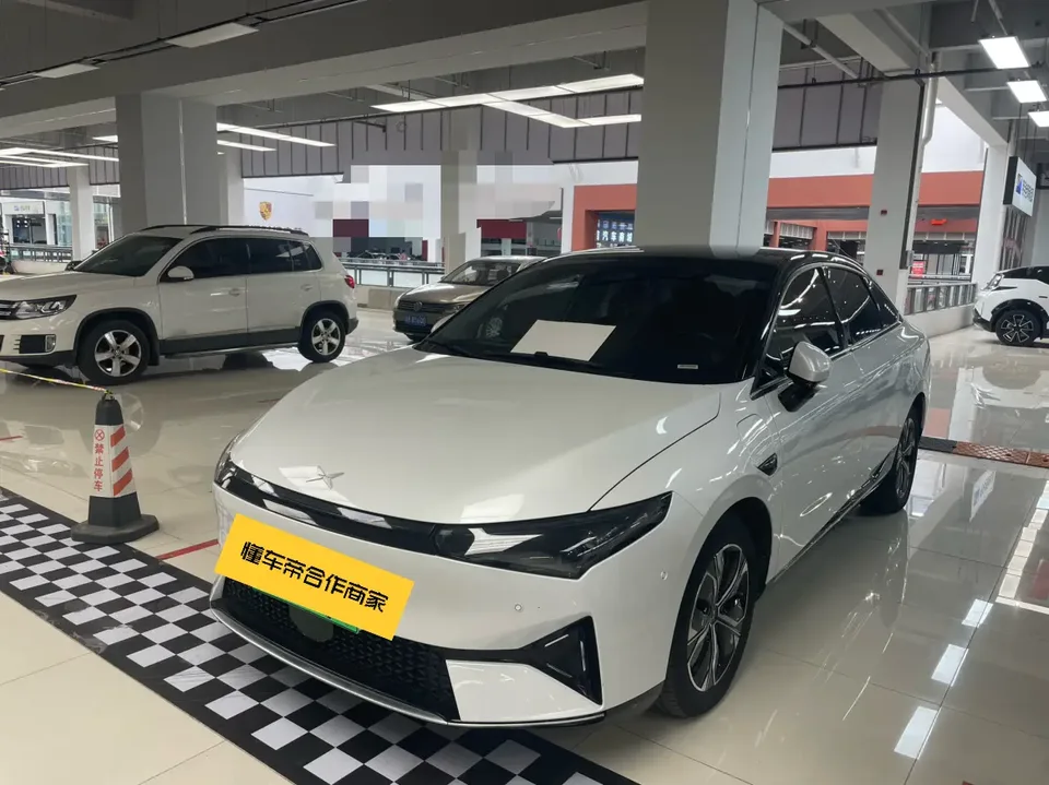 XPeng P5 2022