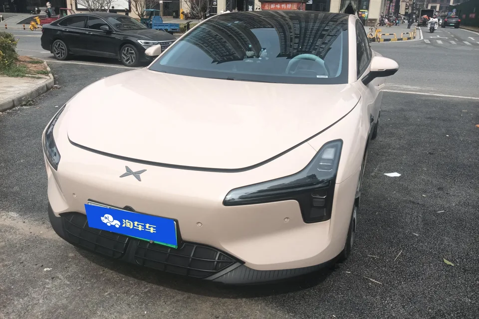 XPeng Xiaopeng MONA M03 2025