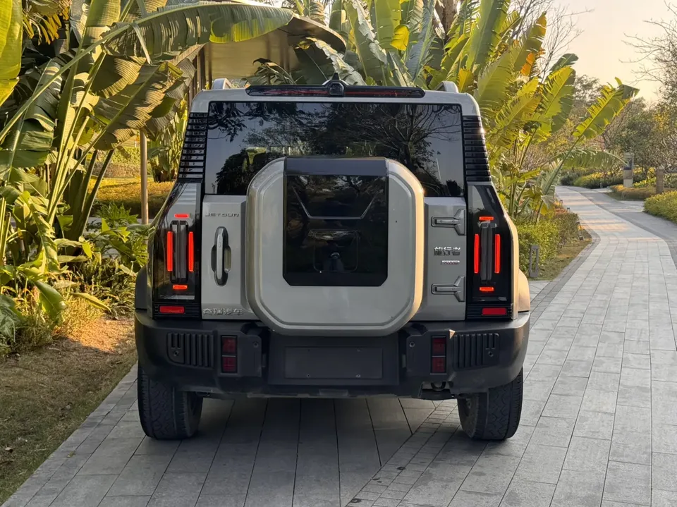 Jetour Jet Traveler 2.0TD 4WD Cross PRO+ 2023 — миниатюра 2