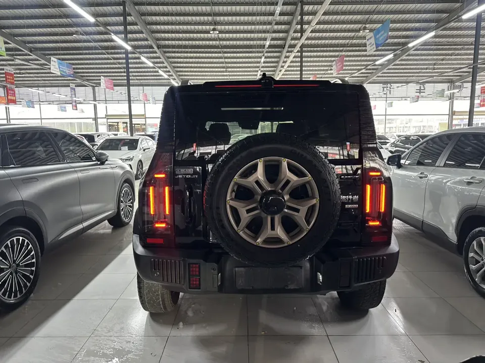 Jetour Jet Traveler 2.0TD 4WD Conquer PRO 2023 — миниатюра 2