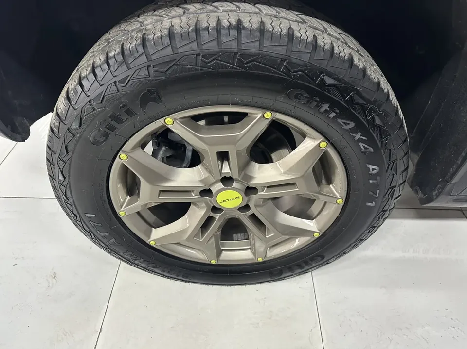 Jetour Jet Traveler 2.0TD 4WD Conquer PRO 2023 — миниатюра 4