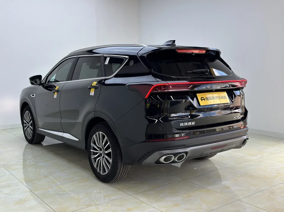 Jetour Jietu X70 PLUS Champion Edition 1.5T DCT Champion PRO 7 Seaters 2025 — миниатюра 2