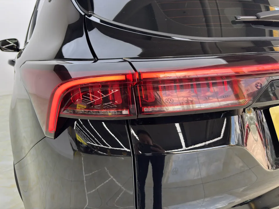 Jetour Jietu X70 PLUS Champion Edition 1.5T DCT Champion PRO 7 Seaters 2025 — миниатюра 4