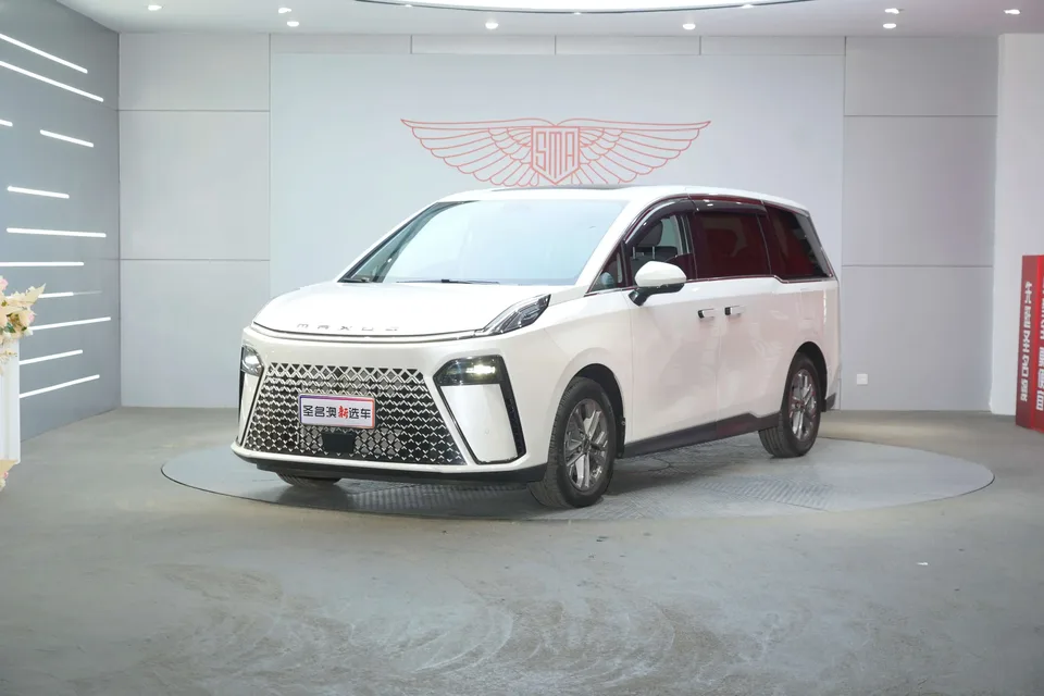 Datong Maxus G70 2025