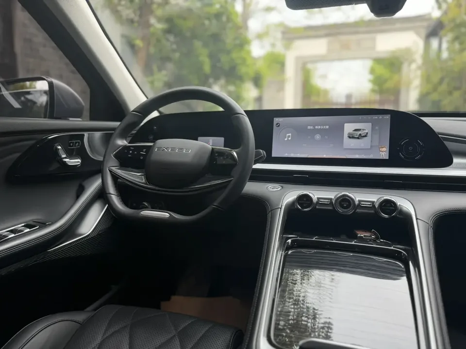 Exeed RX 400T 2WD Comfort Edition 2024 — миниатюра 4