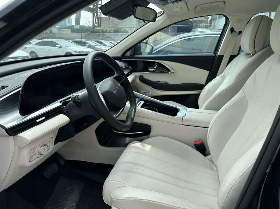 Exeed TXL Xingtu Lingyun 2024 Lingyun 300T 2WD Xingyao Edition 2023 — миниатюра 5