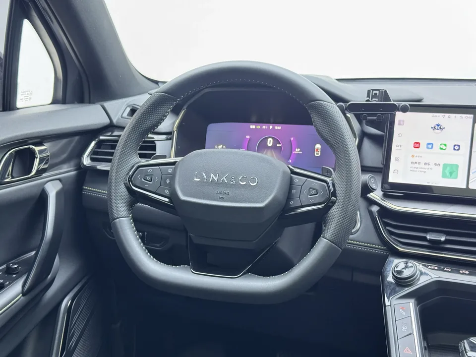 Lynk & Co 06 Lynk & Co 06 2023 Remix 1.5T Halo 2023 — миниатюра 4