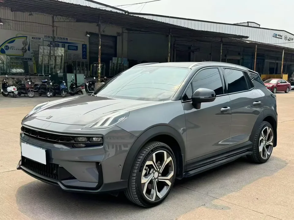 Lynk & Co 06 2023