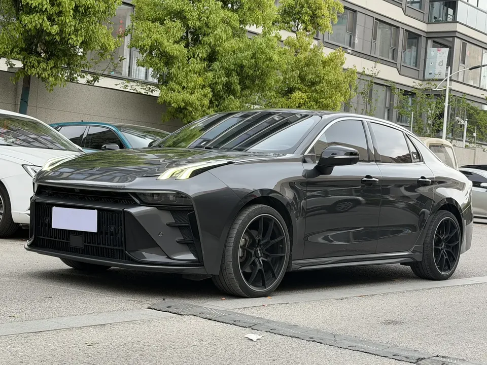 Lynk & Co 03 2023