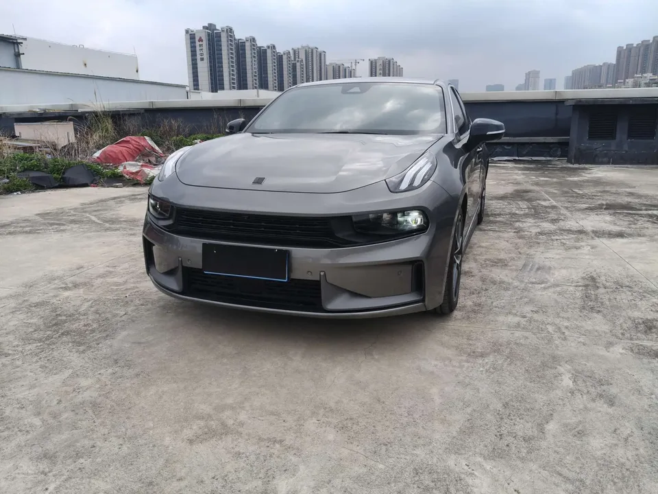 Lynk & Co 03 2022