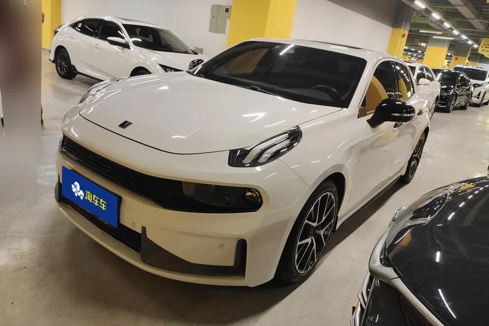 Lynk & Co 03 2022