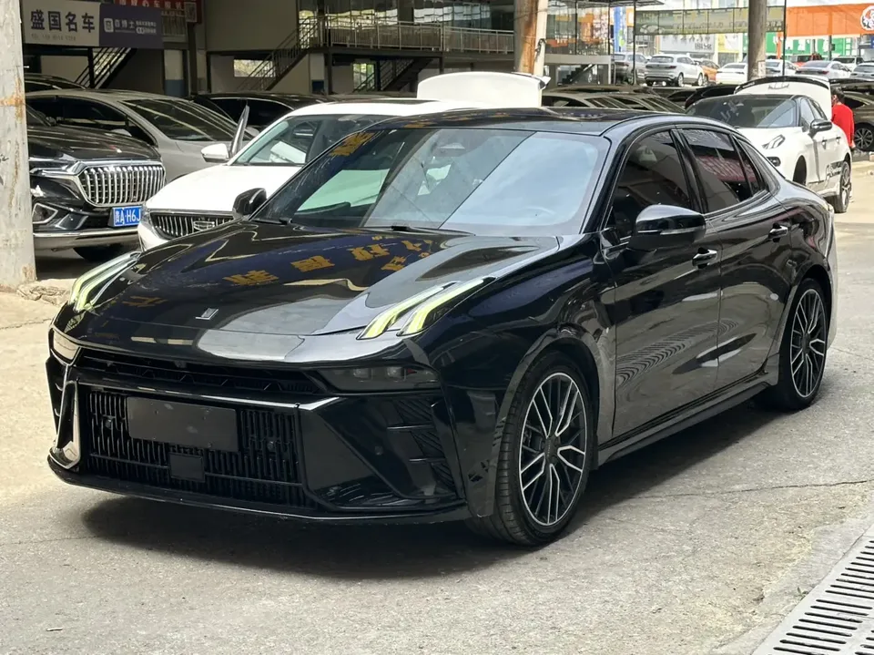 Lynk & Co 03 2022