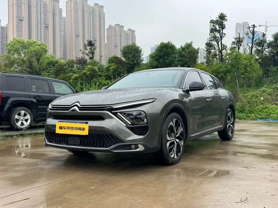 Citroen Versailles C5 X 2022