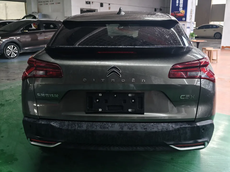 Citroen Versailles C5 X Versailles C5 2022 — миниатюра 2