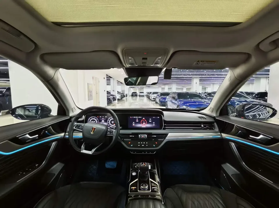 Hongqi HS5 Hongqi HS5 2022 2.0T Zhilian Flagship Edition 2022 — миниатюра 2