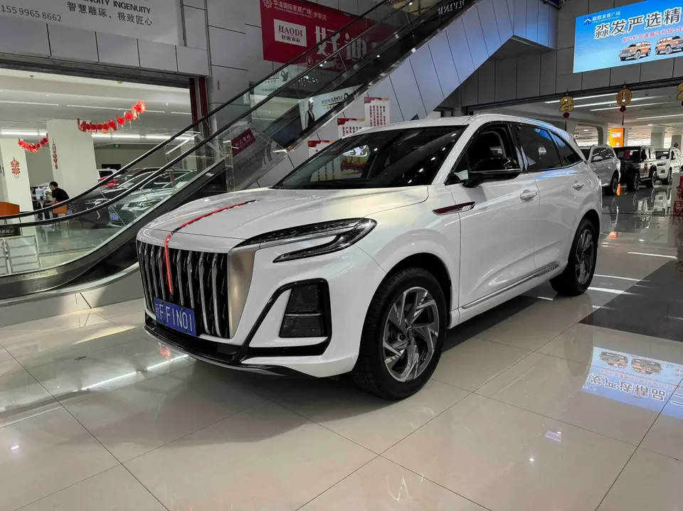 Hongqi HS3 2024