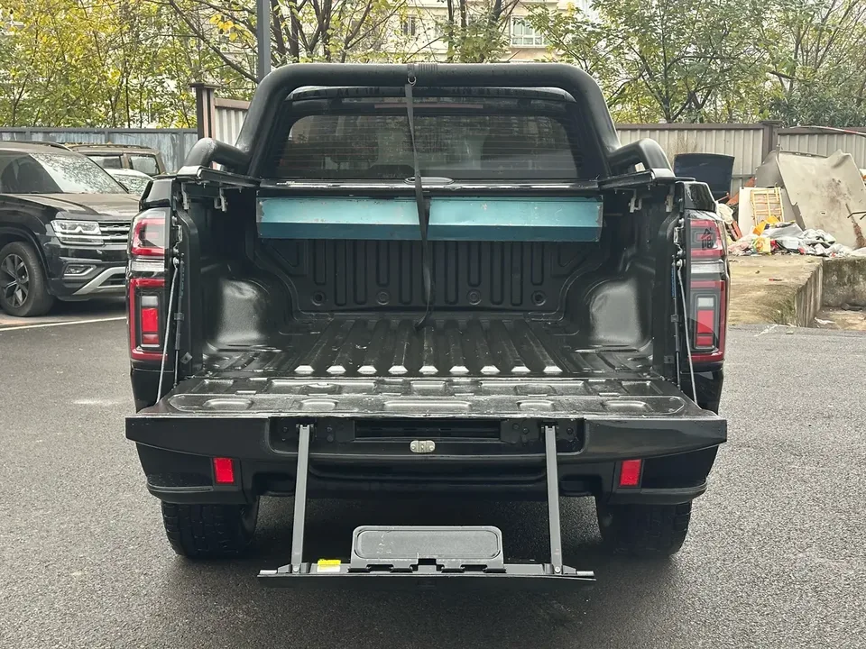Great Wall gun Cannon Off-road Edition 2.0T Diesel Automatic Four-wheel Drive High-end Edition Standard Box GW4D20M 2022 — миниатюра 3