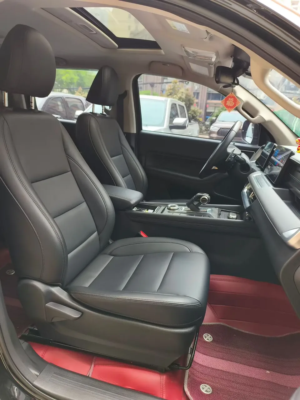 Great Wall gun passenger version 2.0T gasoline automatic two-wheel drive comfort model GW4C20B 2024 — миниатюра 3
