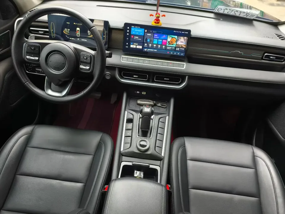 Great Wall gun passenger version 2.0T gasoline automatic two-wheel drive comfort model GW4C20B 2024 — миниатюра 5