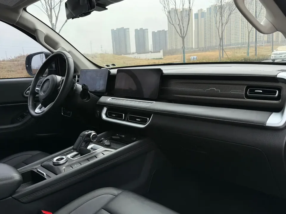 Great Wall gun passenger version 2.0T gasoline automatic four-wheel drive comfort model GW4C20B 2024 — миниатюра 4
