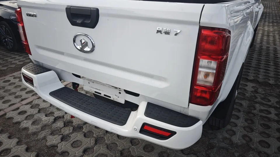 Great Wall Wing Jun 7 2.0T gasoline four-wheel drive elite model GW4C20B 2025 — миниатюра 2
