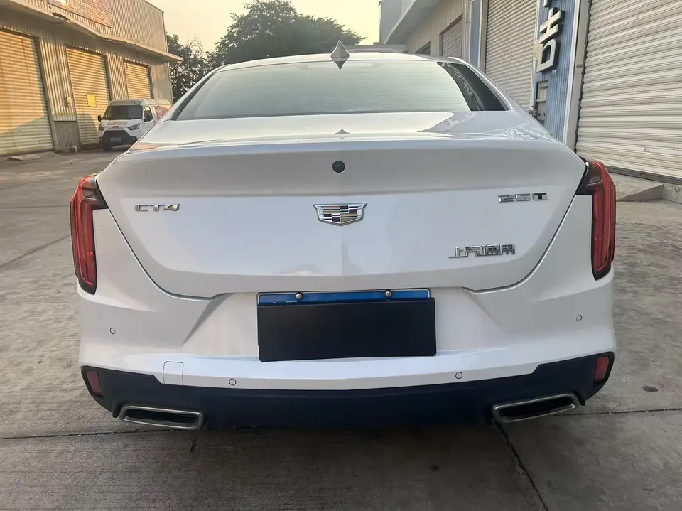 Cadillac CT4 Cadillac CT4 2023 25T Luxury Edition 2023 — миниатюра 2