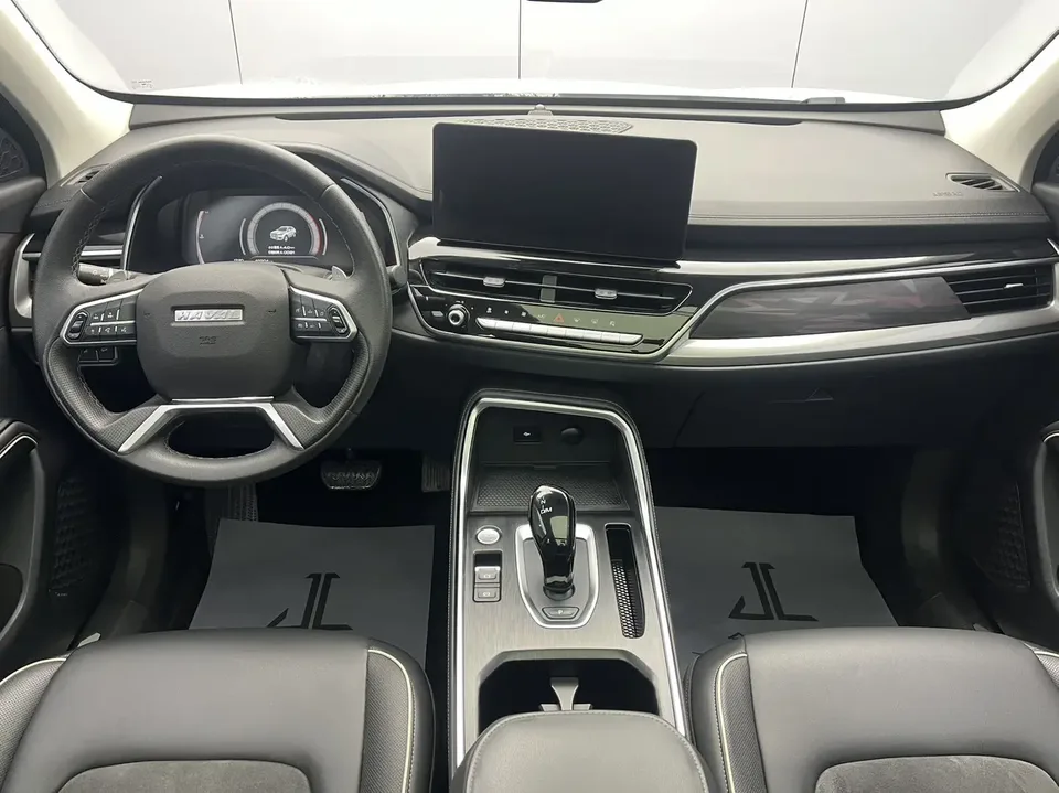 Haval H6 National Fashion Edition 1.5T Automatic Champion Edition 2023 — миниатюра 4