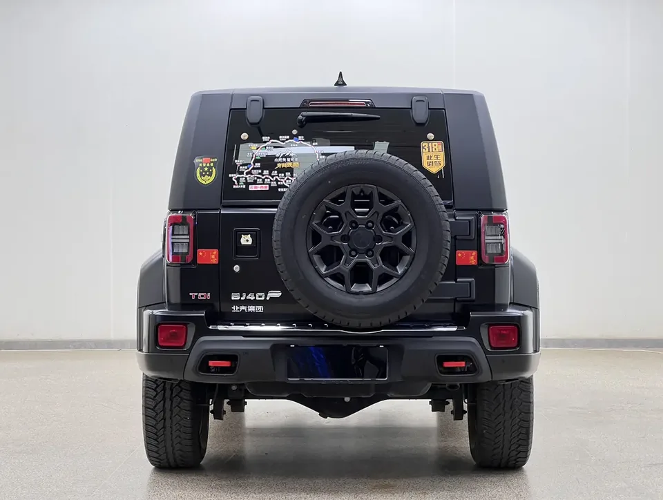 BAIC Beijing Off-road BJ40 Beijing Off-road BJ40 2023 2.0D Automatic 4WD Blade Hero Edition Knight Edition 2023 — миниатюра 2