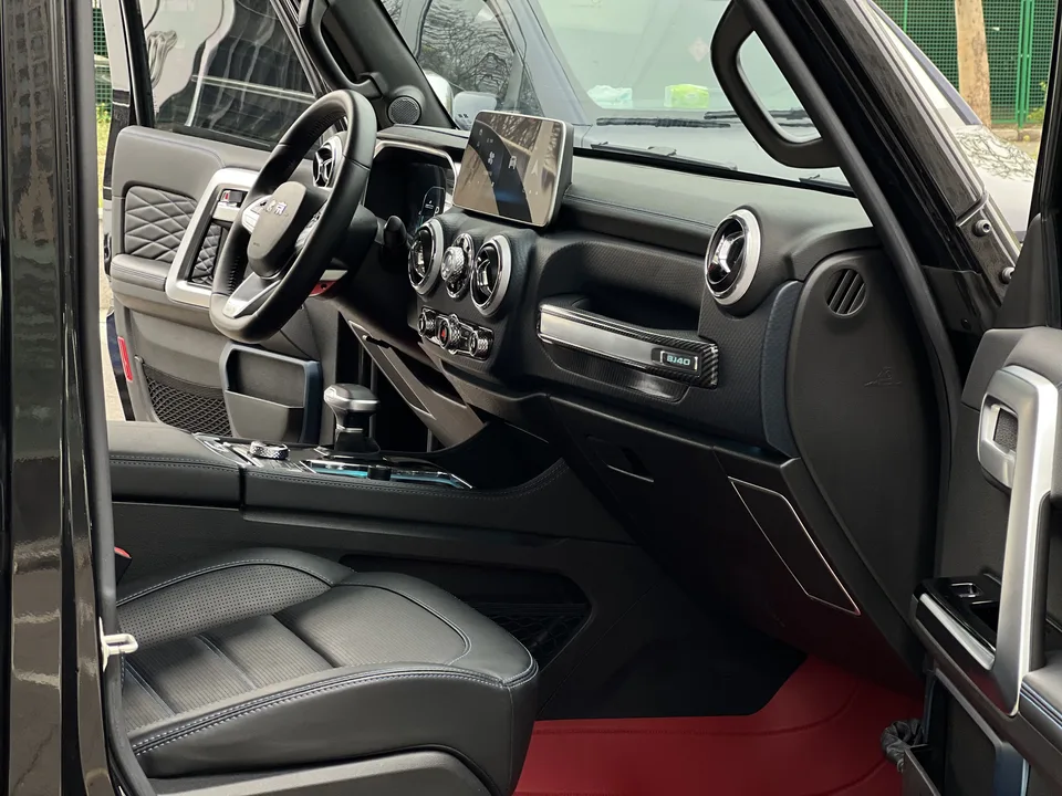 BAIC Beijing Off-road BJ40 Beijing Off-road BJ40 2023 2.0T Automatic 4WD City Hunter Edition Knight Edition 2023 — миниатюра 3